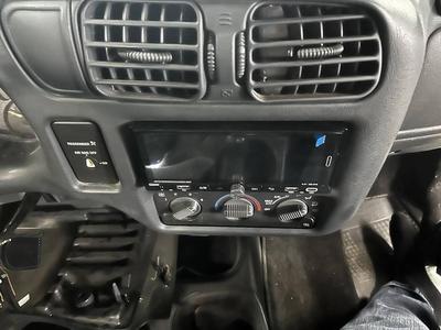 Chevy S10(1.5 Dinn) to single dinn radio adapter 