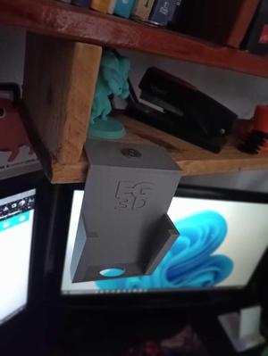 Phone_stand_1