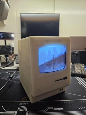 Mini macintosh with CRT and pi5