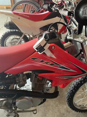 HONDA CRF DIRTBIKE speaker mod