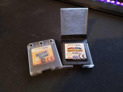 Nintendo 3ds cartridge case with TPU hinge