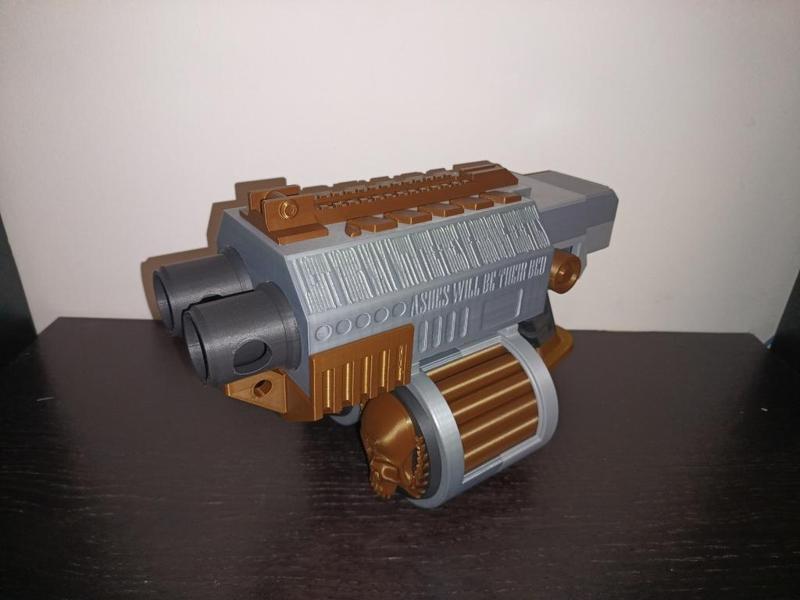 Warhammer 40k Spacehulk Deathwing hellfire storm bolter 3d printed prop with removable magazine