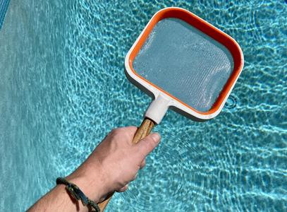 Compact Pool Skimmer Net