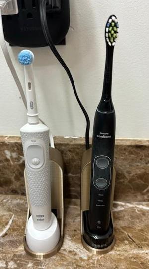 Base for for Oral B (hides cord)