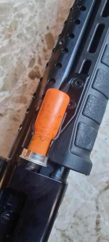 12 Ga. Shot shel holder M-LOK Handguard VANGUARD Fab defence Mossberg 500 / 590 