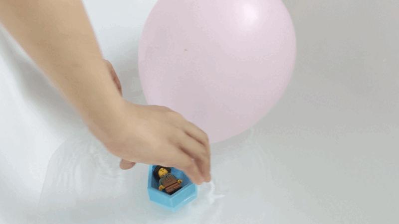 Balloon Water Boat