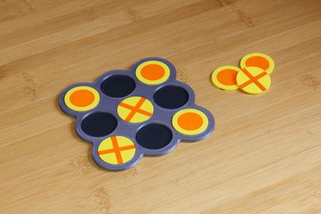 Multi-Color Tic-Tac-Toe