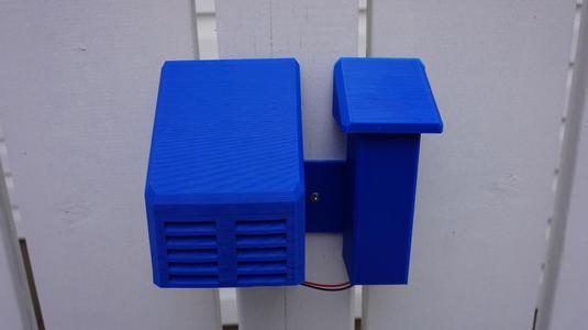 Battery Powered Year-Round Weather Station