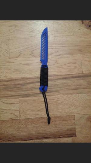 Lightweight Knife