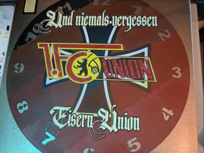 1. FC Union Uhr Hueforge