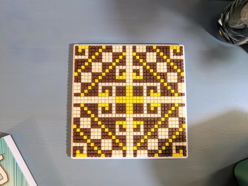 Pixel puzzle - National motives