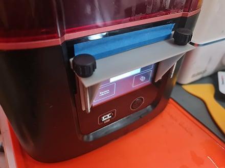 Elegoo Mars 3 front screen drip protection with tank screw holder