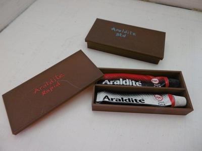 Boite tube de colle 15-20g / Glue tube box