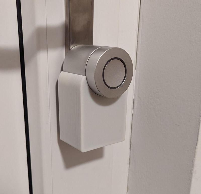 Smart Lock 2.0 Cover with Battery Cutout