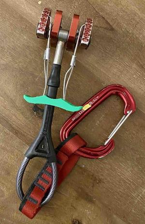 Climbing cam trigger bar replacement