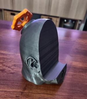 Steam Deck Holder (Mr. Valve)