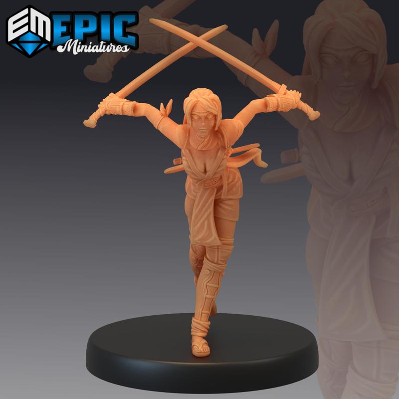 Kunoichi Attacking / Female Ninja / Japanese Shadow Warrior / Katana Woman