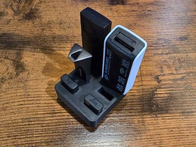 Gridfinity USB Holder 1X1
