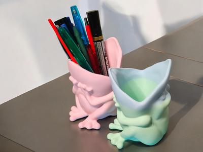 Frog Pencil Organizer