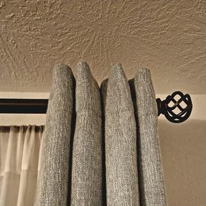 curtain spacer 