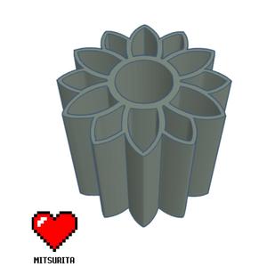 Sunflower pen holder