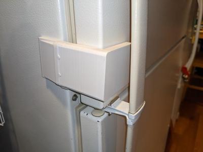 Magnetic Refridgerator Closer