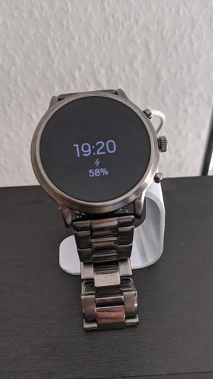 Fossil Smartwatch charging station