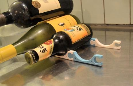 Bottle anti roll stops - interconnectable