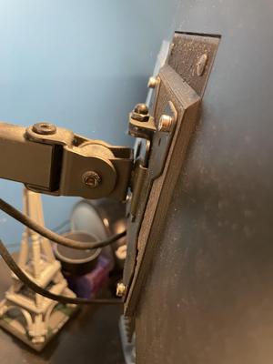 VESA 100 x 100 1 inch offset