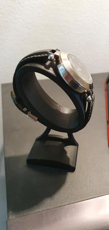 Holder for watches / Halter für Armbanduhren - einfach und hoch