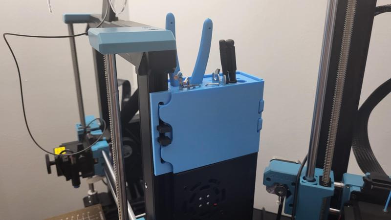 SV06 Tool Holder (with door)