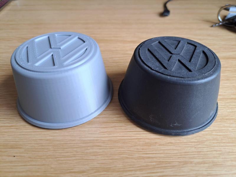 VW Citi Golf wheel hub cover