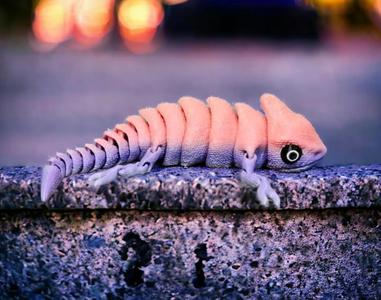 TEXTURED ARTICULATED CHAMELEON