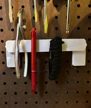 Sy's PegLock - Tool Holder