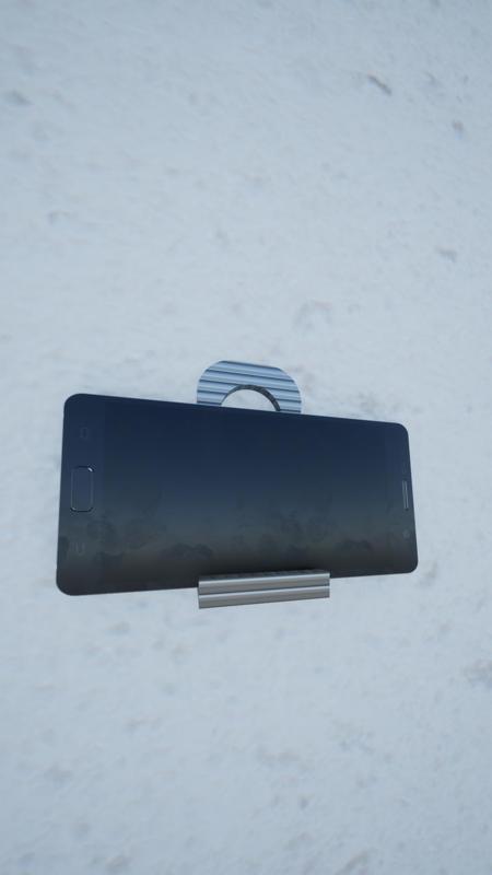 NSPhone Holder