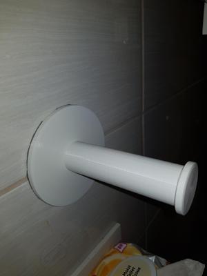 Toilet paper roll holder