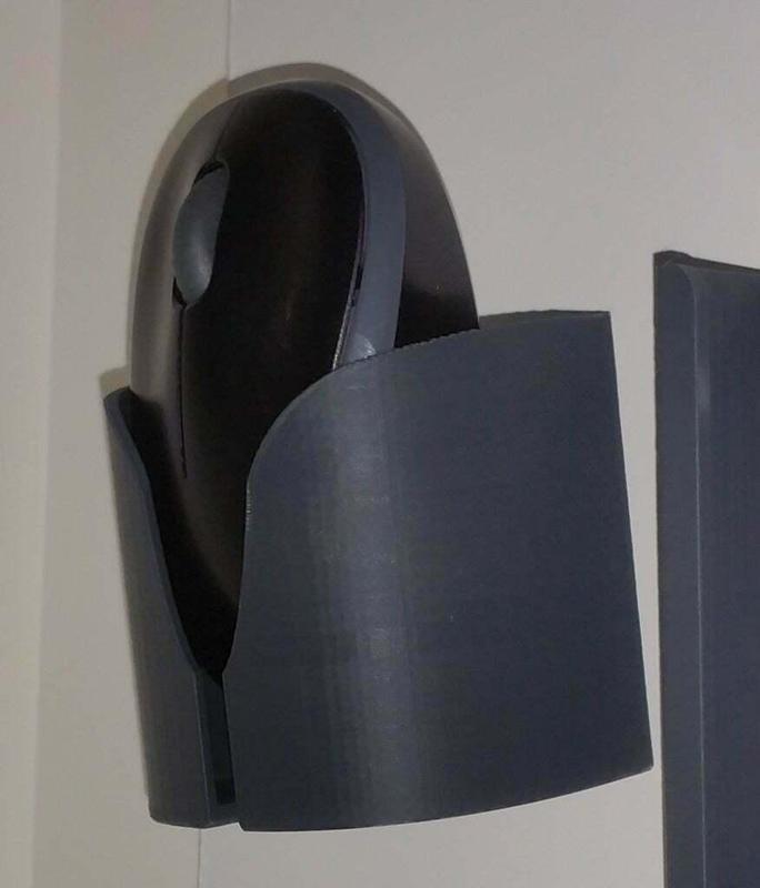 Logitech M220/M185 wall mounted holder