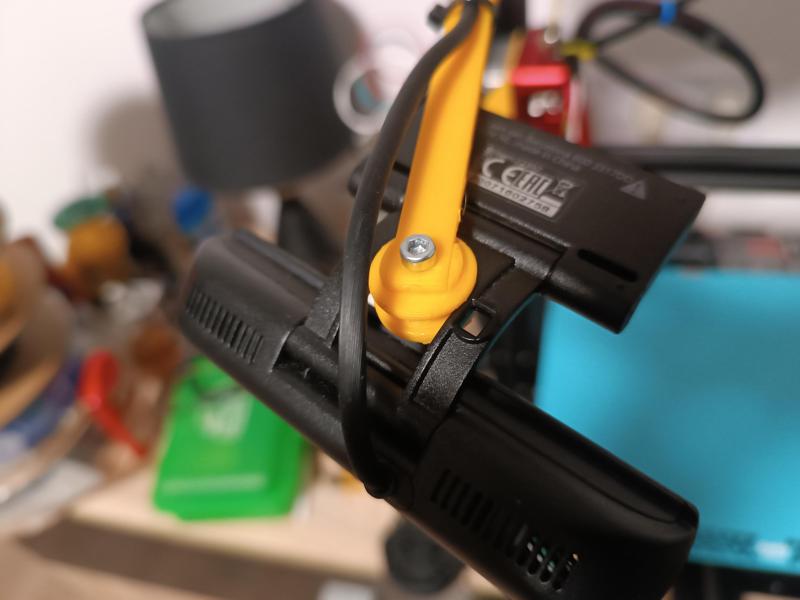 Trust HD 1080p WebCamera camera mount for a screw