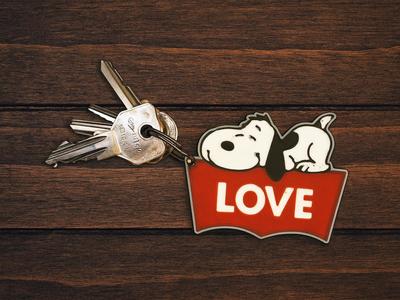 Snoopy love keychain