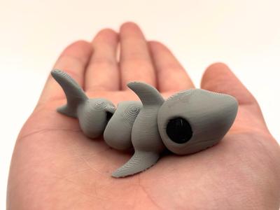 Mini Articulated Shark