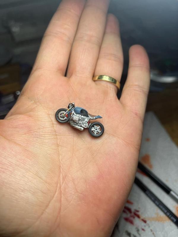 1/64 bmw  R9T Custom design hotwheels custom