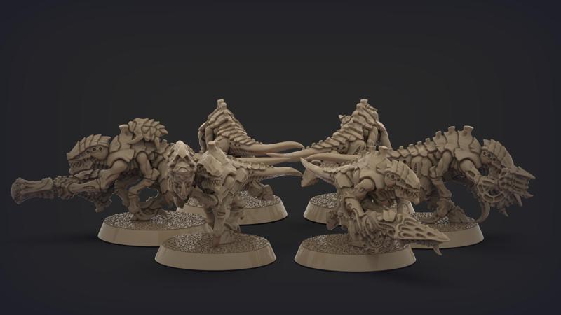 ORIGINAL PLASTIC MODERN TERMAGANTS FREE SET