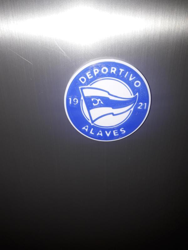 ALAVÉS SPORTS SHIELD MAGNET