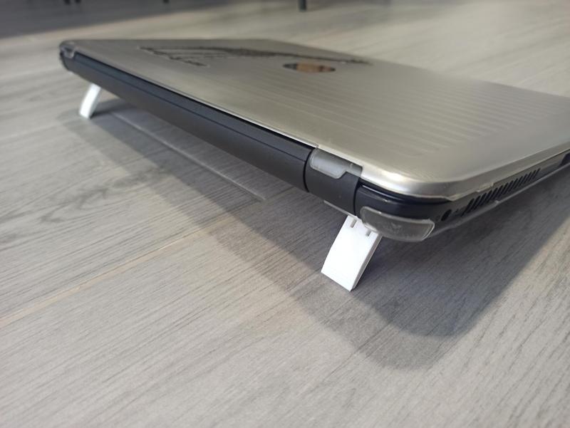 Tilt Leg Foot for laptop case