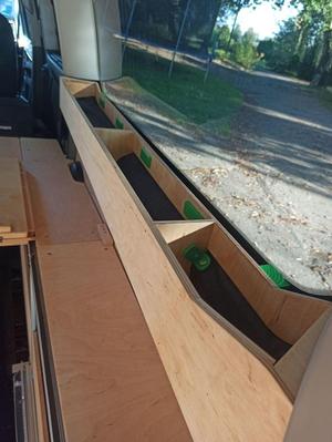 Ford Tourneo Camper - Mounts for Shelf (Rear Right)