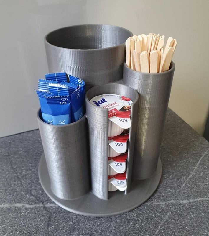 Coffeecorner, Kaffeeküche: Milch Zucker, Umrührstäbchen, Tischmüll