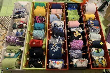Bias tape(or ribbon) holder and tray
