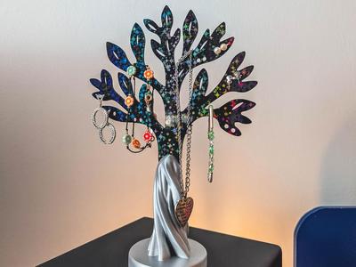 The Jewelry Tree