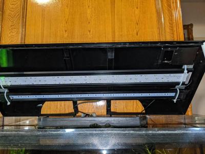 Fluval Flex 123L (32.5g) Light Bracket