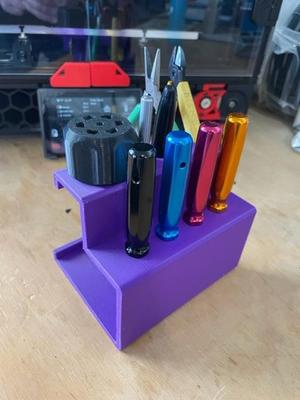 Simple Tool Holder